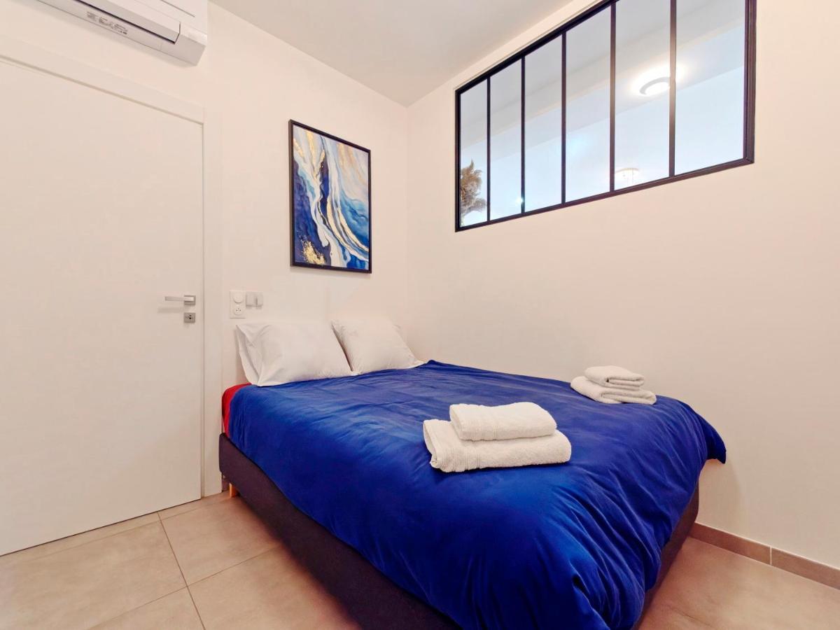 City Vibes, Indoor Parking, Breakfast & Air Conditioning 尼斯 外观 照片